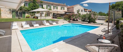 pool