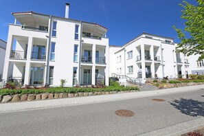 Frontansicht auf die Villa Antje