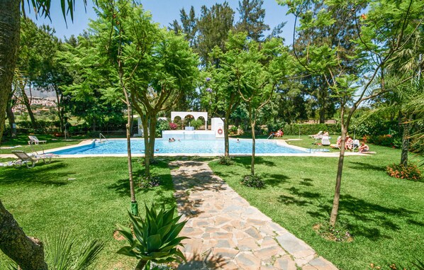 pool