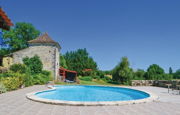 pool
