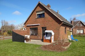 Garten mit Terrasse