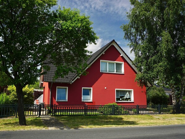 Außenansicht Giebelseite