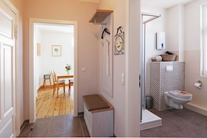 Flurbereich mit Garderobe