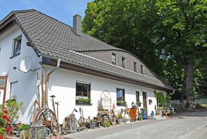 Ferienwohnungen Sellin mit Seeblick