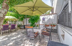 balcony-terrace