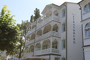 Villa Strandburg
