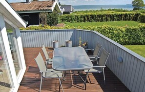 balcony-terrace