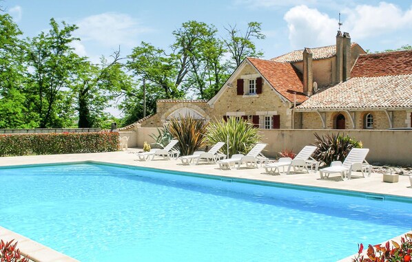 pool
