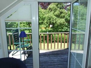 möblierter Balkon