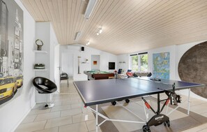 Spielezimmer
