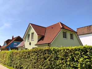 Ferienhaus mit 2 Ferienwohnungen