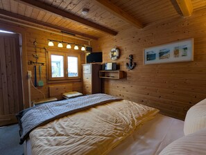 Kombiniertes Wohn-/Schlafzimmer
