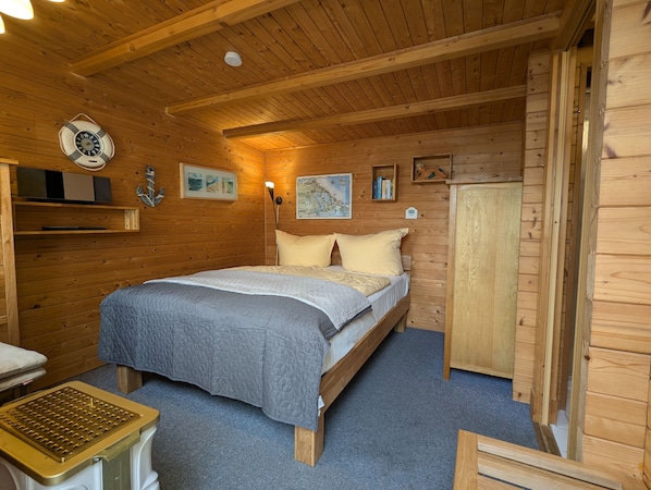 Kombiniertes Wohn-/Schlafzimmer
