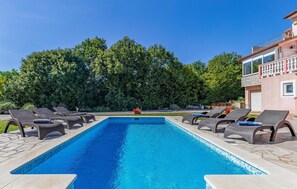 pool