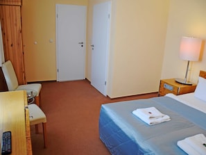 01 Doppelzimmer B