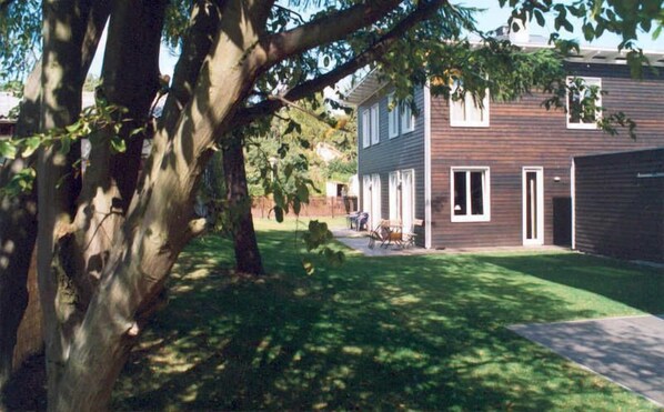 GARTENANSICHT