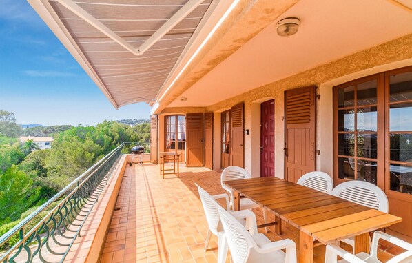 balcony-terrace