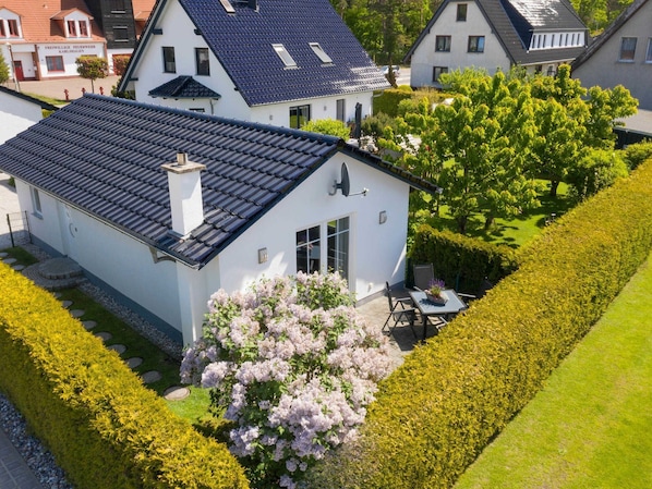 Luftaufnahme vom Ferienhaus Mimi