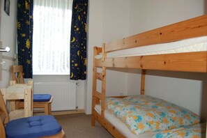 Das 2. Schlafzimmer mit Doppelstockbett