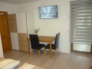 Kleiderschrank