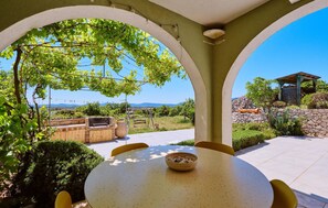 balcony-terrace