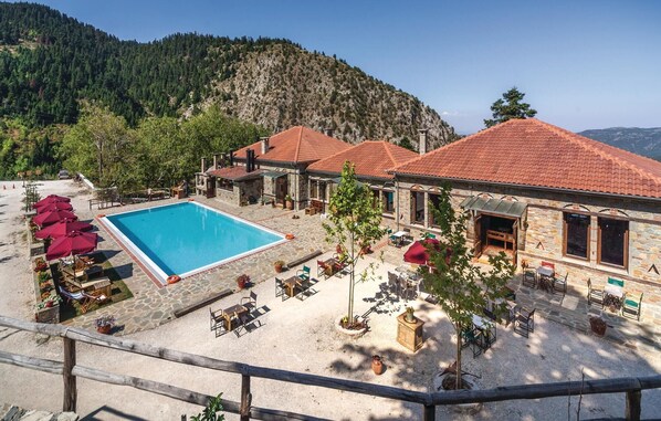 pool