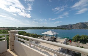view-from-room