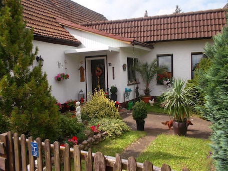 Außenansicht / Eingang