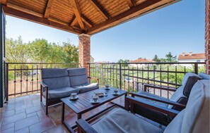 balcony-terrace
