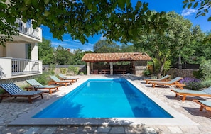 pool