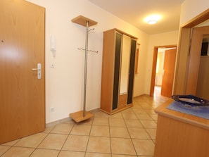 Flurbereich mit Garderobe