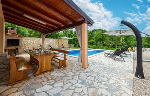 pool