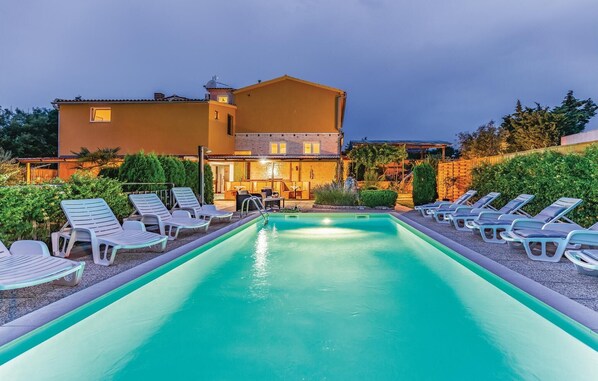 pool
