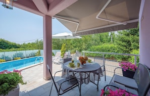 balcony-terrace