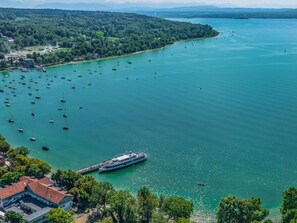 Blick auf die Herrschinger Bucht