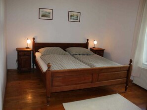 FeWo III - Schlafzimmer 1