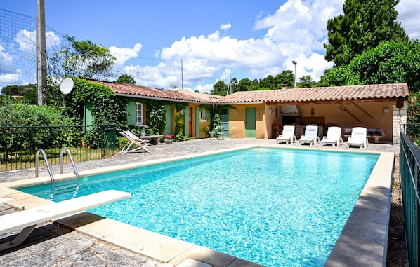 pool