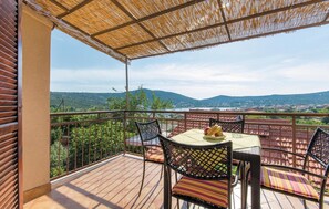 balcony-terrace