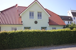 Ferienhaus mit 2 Ferienwohnungen