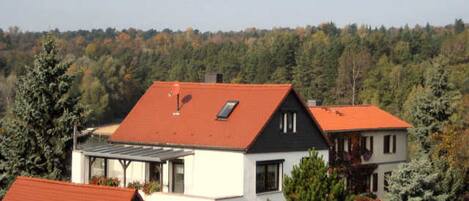 Blick auf die Ferienwohnung in der oberen Etage