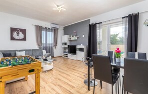 Spielezimmer