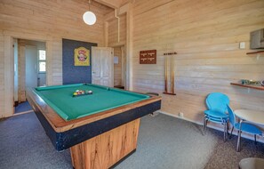 Spielezimmer