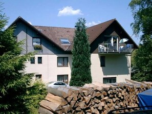 Rückseite des Gästehaus Ehrenberg
