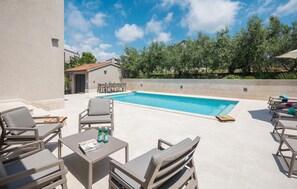 pool