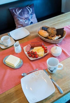 Breakfast meal