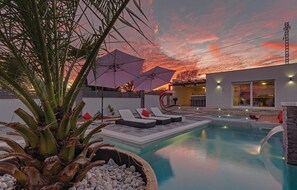 pool