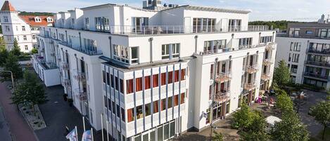 Blick auf das Bel Vital vom Hotel Arkona