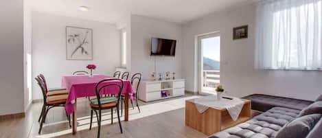 salon/chambre Ă coucher