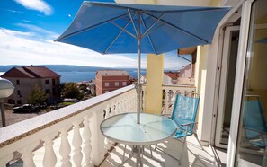 balcon avec vue sur la mer