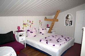 living/bedroom